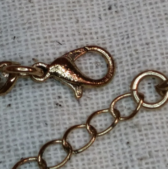 Chain Mail Teardrop Cabochon Statement Necklace - Picture 6 of 8